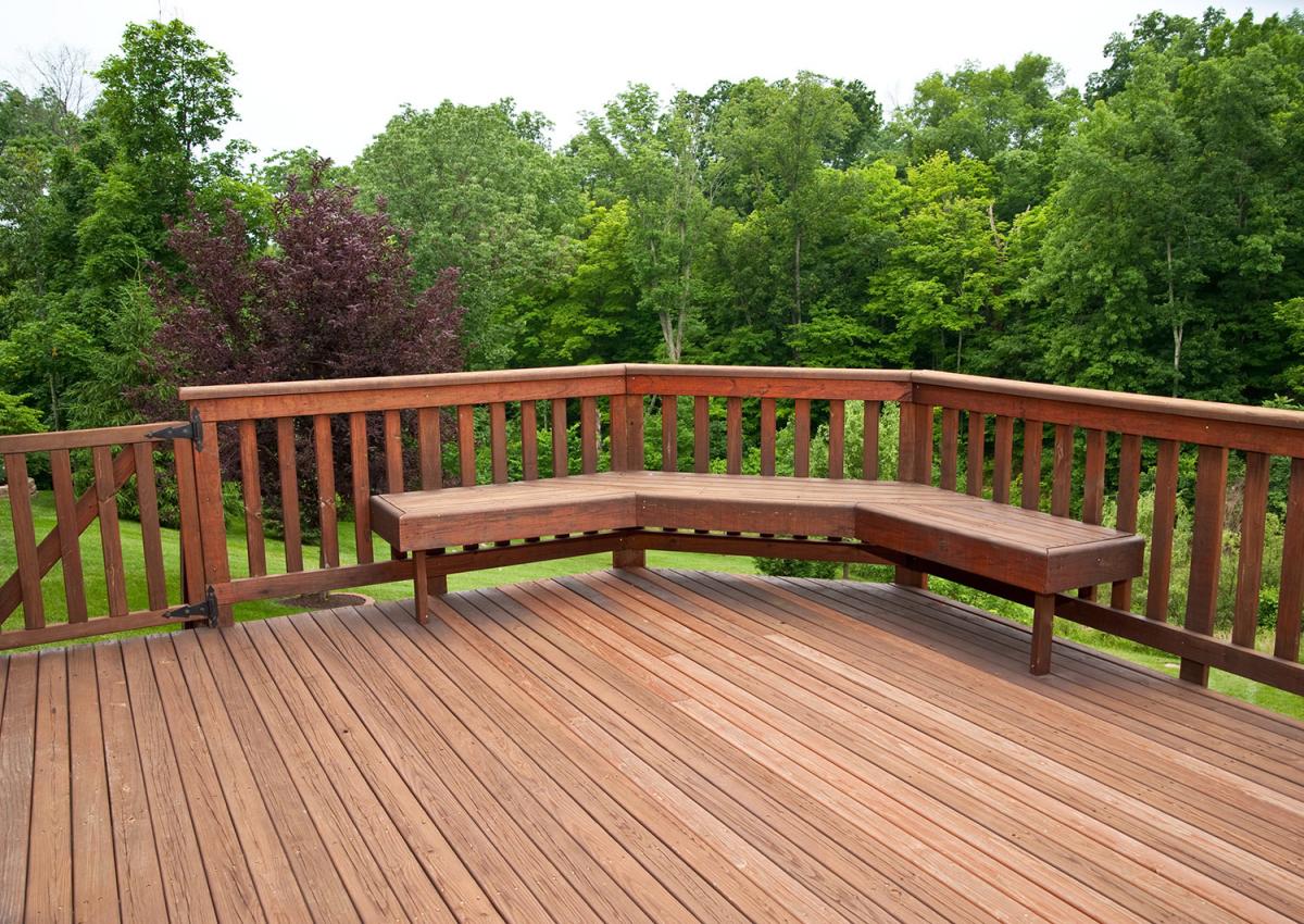Deck Painting / Staining