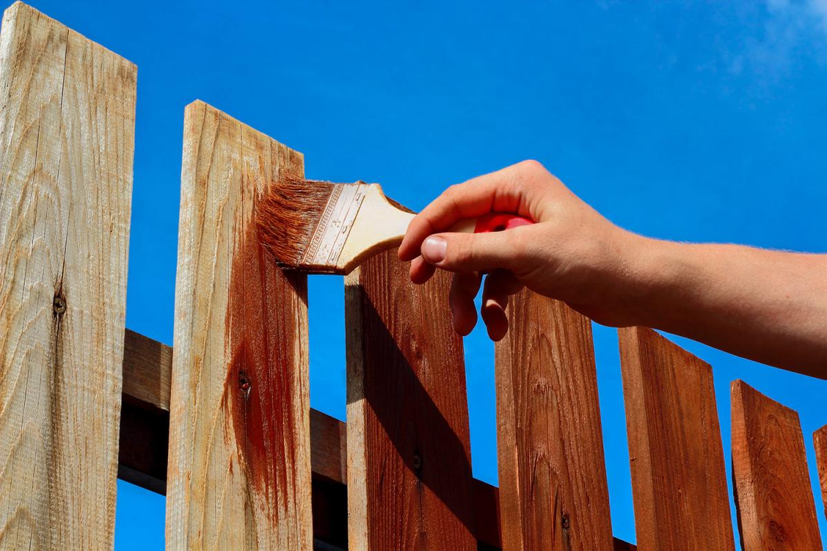 Fence Staining Nashville